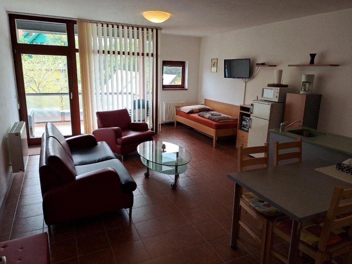 Apt C-3 V Arealu Doky Lipno - Bezbarierovy Lipno nad Vltavou Exterior foto